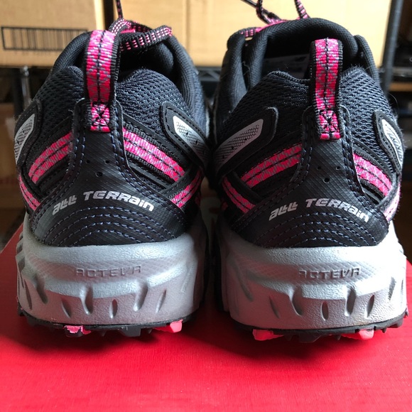 🖤💕Like New! New Balance      Shoes💕🖤 - Picture 11 of 11